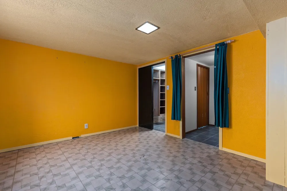 617 Marcella Ave, Combined Locks, WI 54113