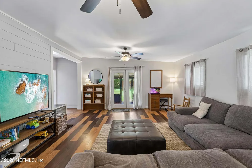 2252 Mills Rd, Jacksonville, FL 32216
