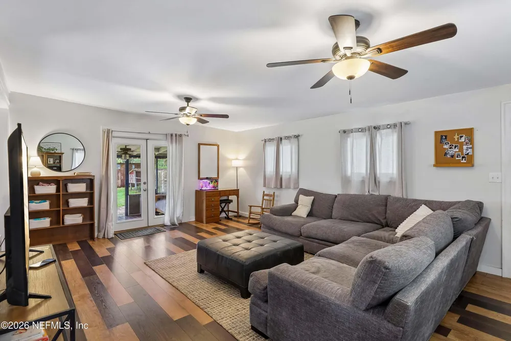 2252 Mills Rd, Jacksonville, FL 32216