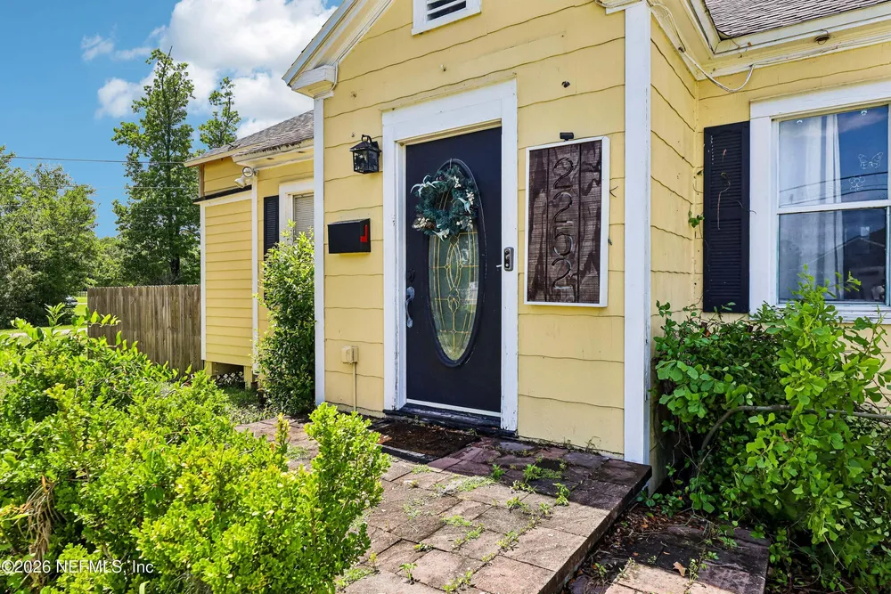 2252 Mills Rd, Jacksonville, FL 32216