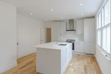 Lynn Road London SW12 photo 1