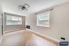 Henry Doulton Drive, SW17 photo 1