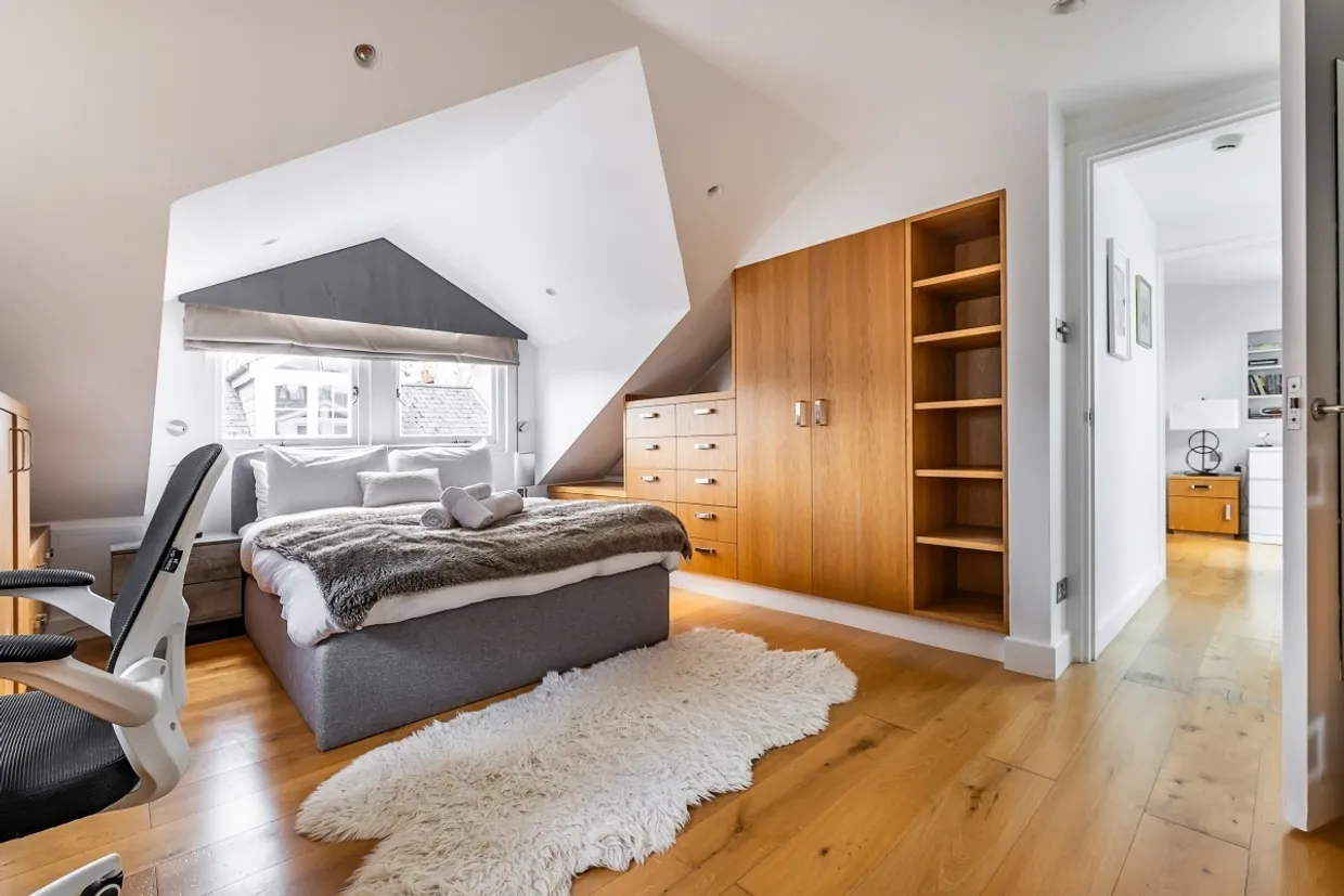 Pembroke Mews Kensington W8 photo 7