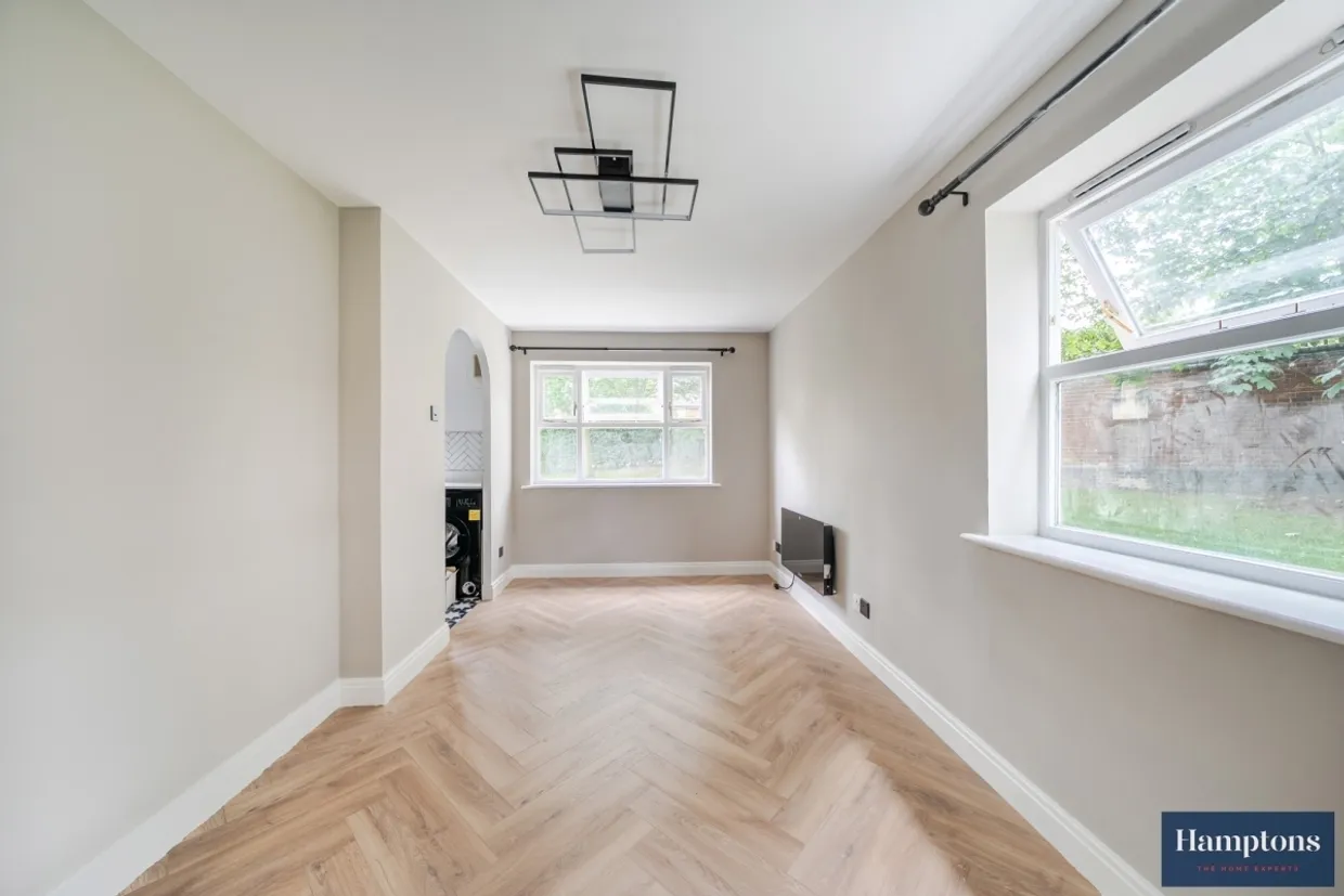 Henry Doulton Drive, SW17 photo 4