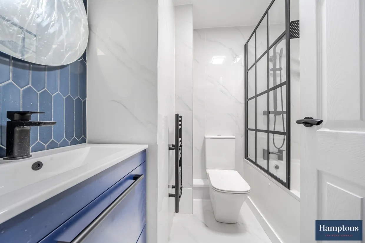 Henry Doulton Drive, SW17 photo 5