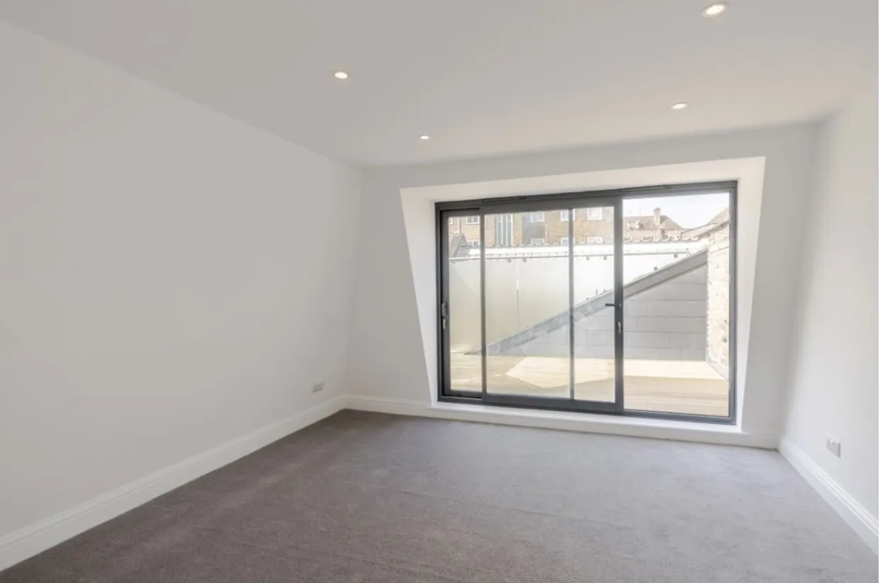 Lynn Road London SW12 photo 7