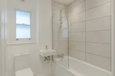 Lynn Road London SW12 photo 9