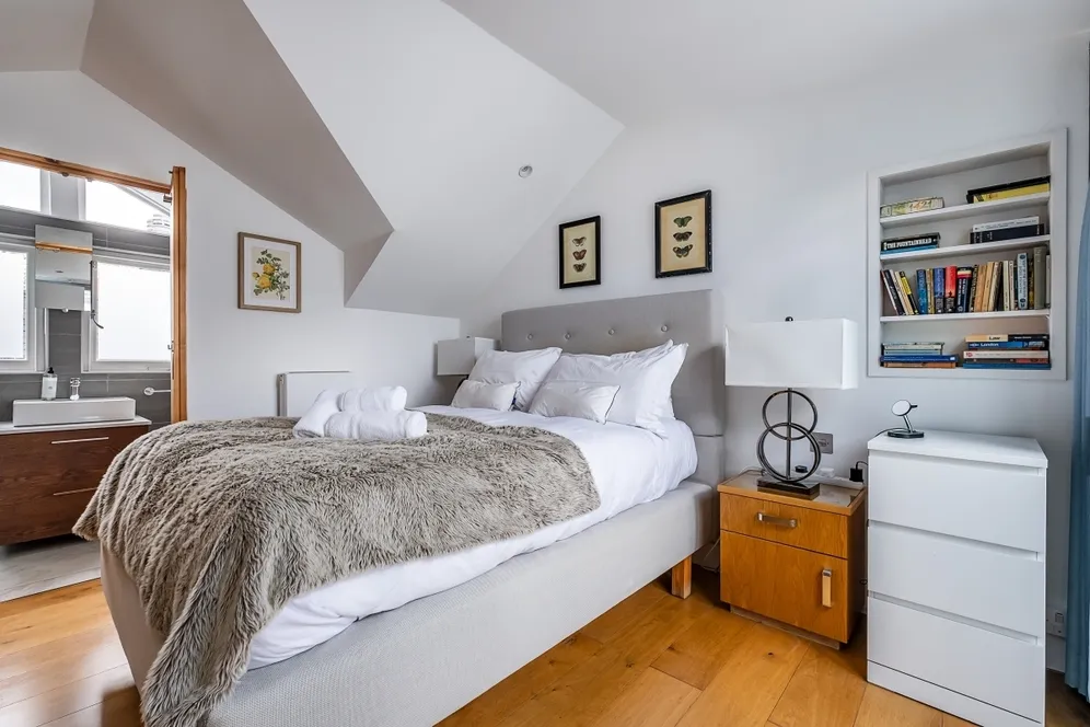 Pembroke Mews Kensington W8 photo 12