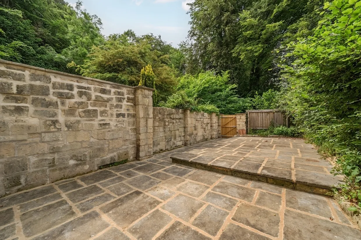 Quarry Close Limpley Stoke BA2 photo 14