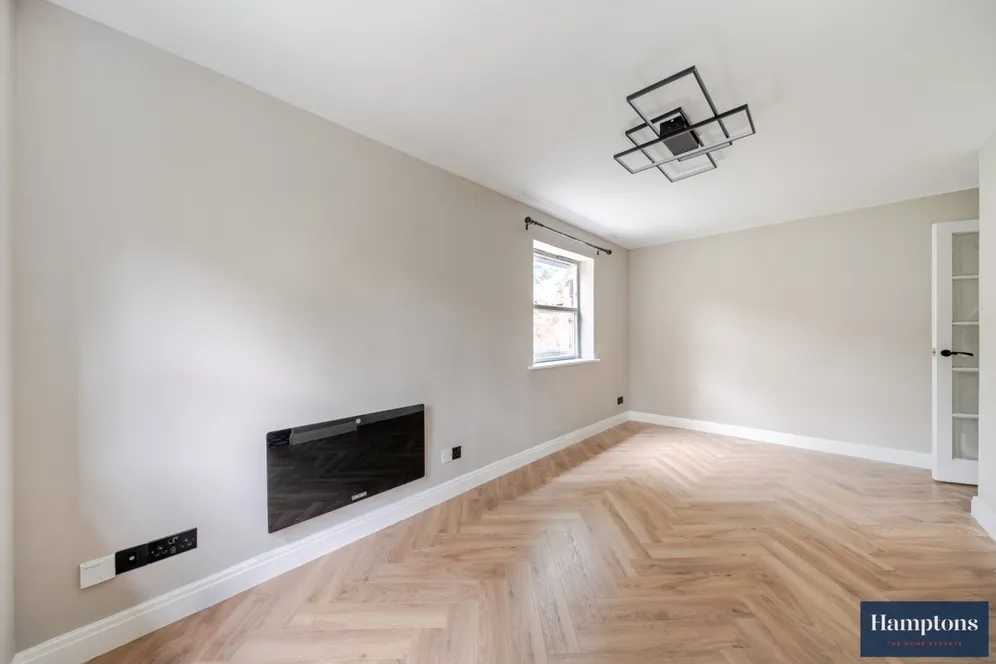 Henry Doulton Drive, SW17 photo 10