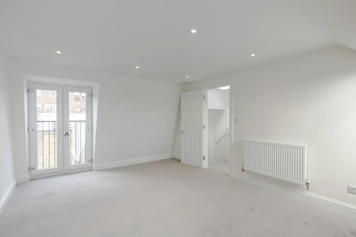 Lynn Road London SW12 photo 13