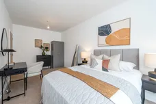 1 Lakeside Close Staines-upon-thames TW18 photo 9