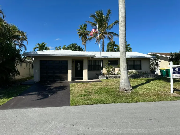 7105 NW 57th Ct, Tamarac, FL 33321