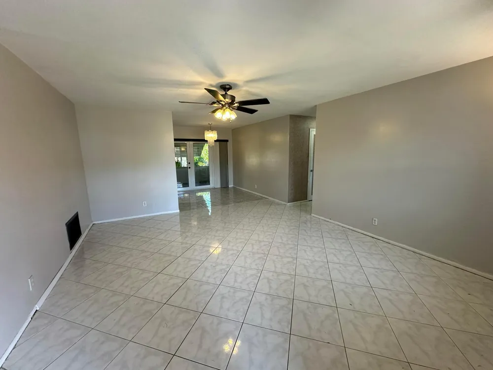 7105 NW 57th Ct, Tamarac, FL 33321