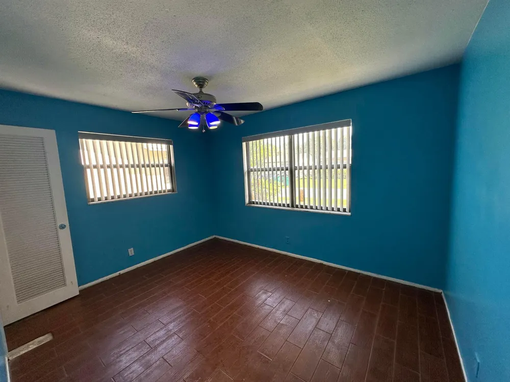 7105 NW 57th Ct, Tamarac, FL 33321