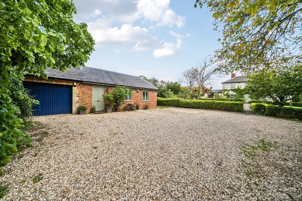 Stanton St Bernard, Marlborough, SN8 photo 6