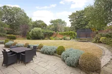 Woodcote End, Epsom, KT18 photo 3