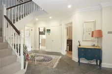 Woodcote End, Epsom, KT18 photo 15