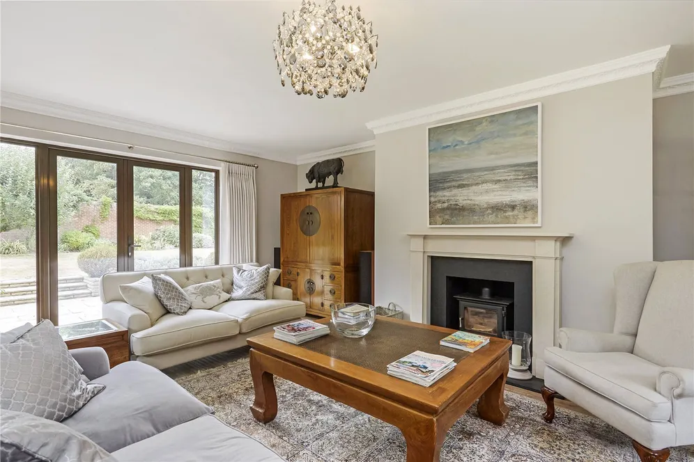 Woodcote End, Epsom, KT18 photo 20