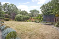 Woodcote End, Epsom, KT18 photo 22