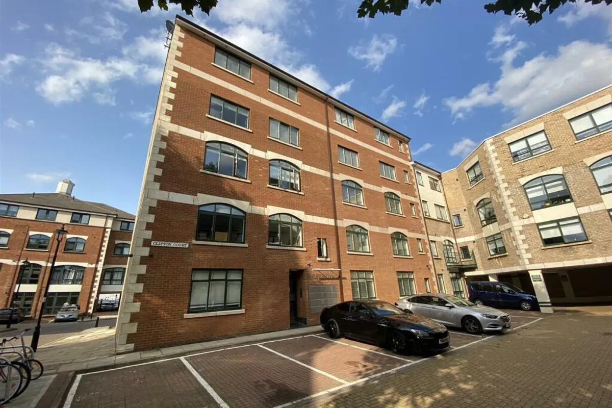 Corner Hall, HEMEL HEMPSTEAD