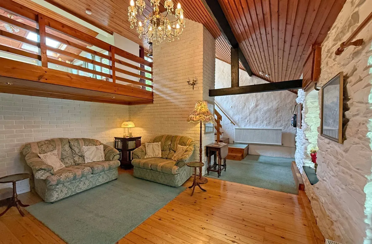 Brynrefail, Caernarfon, Gwynedd, LL55