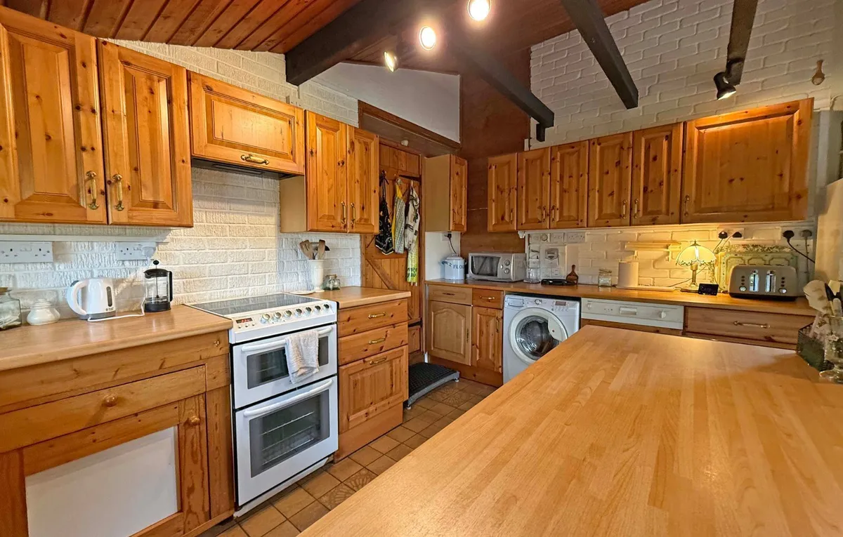Brynrefail, Caernarfon, Gwynedd, LL55
