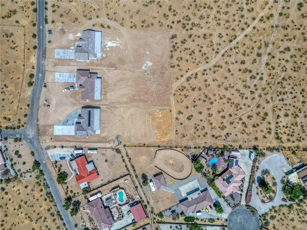 19707 Roanoke Rd, Apple Valley, CA 92307