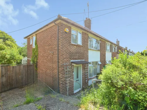 Glenister Road, Cheshamphoto