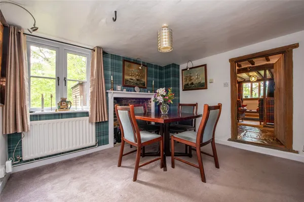 The Green, Ockley, RH5 photo 6