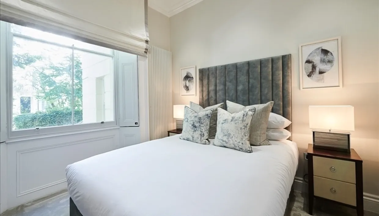 Kensington Gardens Square, Notting Hill, W2 photo 3