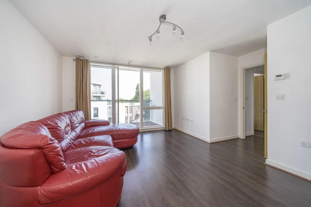 Clayponds Lane, Brentford, TW8 photo 5