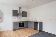 Holton Road, Barry