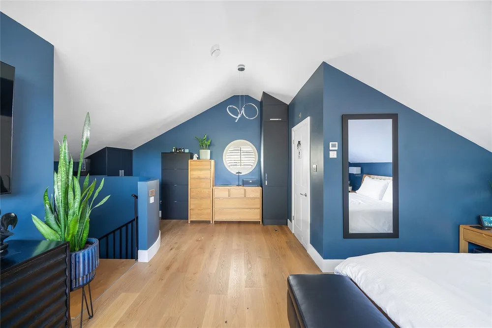 Buxton Mews, London, SW4