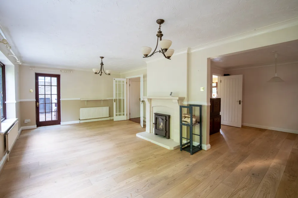Broad Ha'penny, Farnham, GU10 photo 3