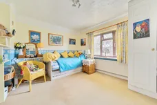 Broad Ha'penny, Farnham, GU10 photo 8