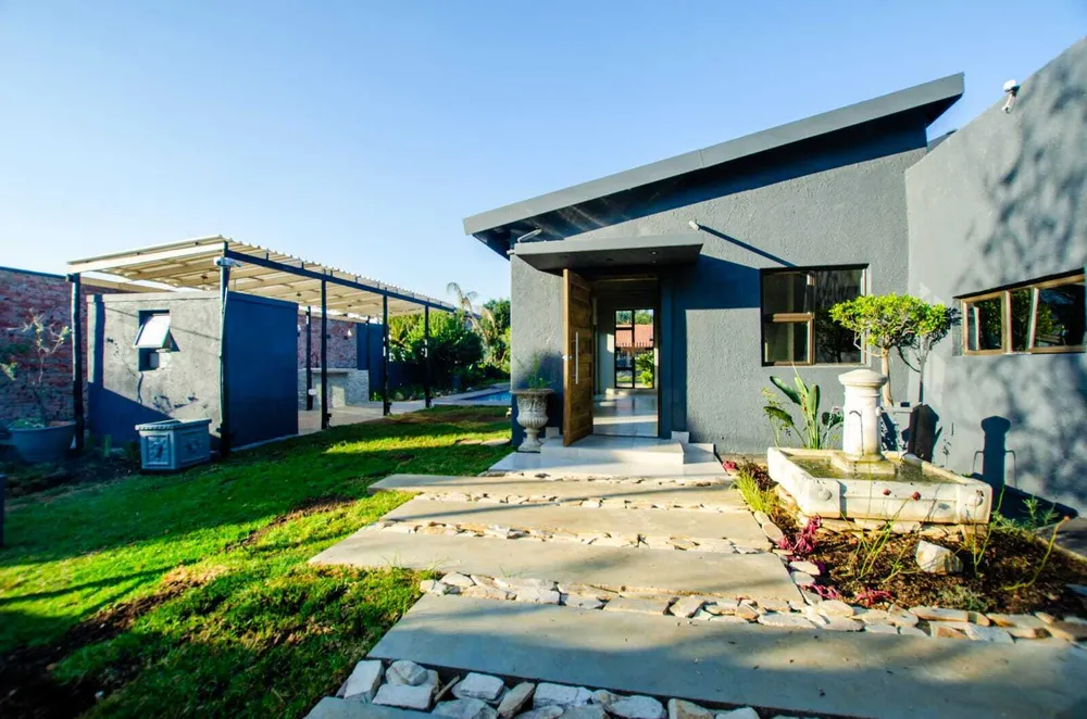South Africa, Gauteng, Edenvale Central, 2nd Avenue, 137