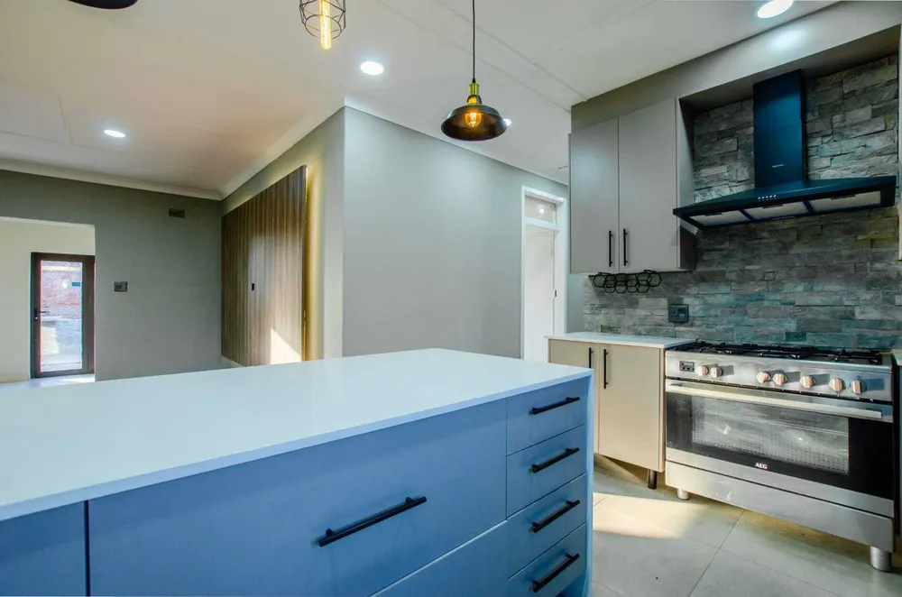 South Africa, Gauteng, Edenvale Central, 2nd Avenue, 137
