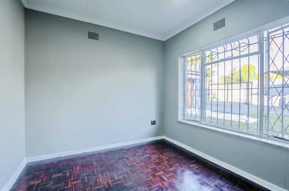 South Africa, Gauteng, Edenvale Central, 2nd Avenue, 137