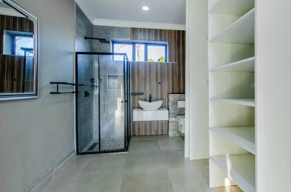 South Africa, Gauteng, Edenvale Central, 2nd Avenue, 137