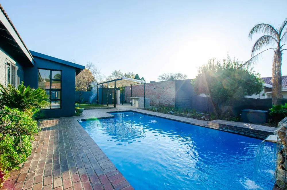 South Africa, Gauteng, Edenvale Central, 2nd Avenue, 137