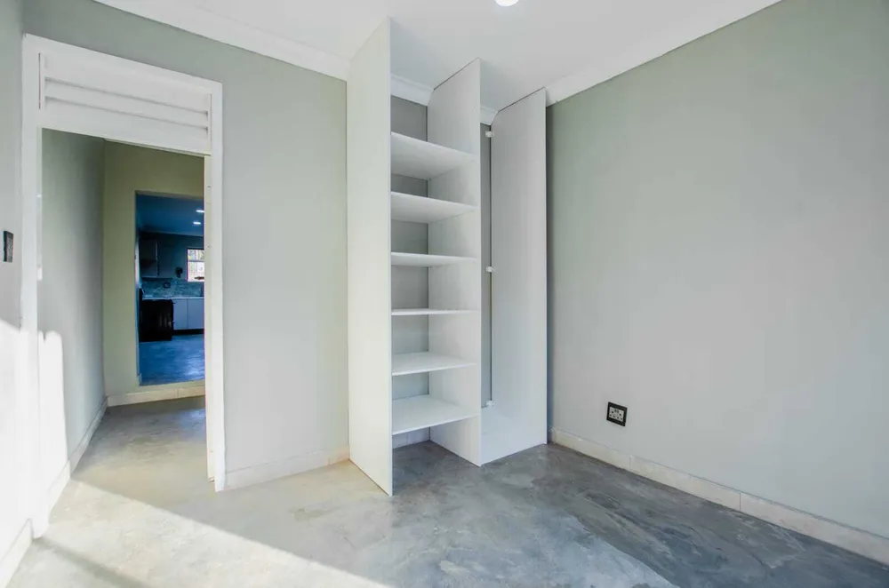 South Africa, Gauteng, Edenvale Central, 2nd Avenue, 137