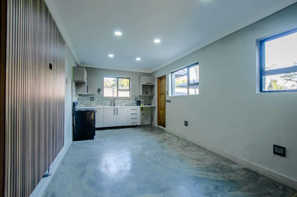 South Africa, Gauteng, Edenvale Central, 2nd Avenue, 137