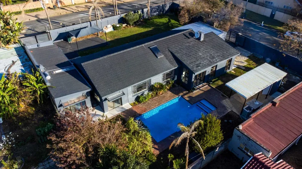 South Africa, Gauteng, Edenvale Central, 2nd Avenue, 137
