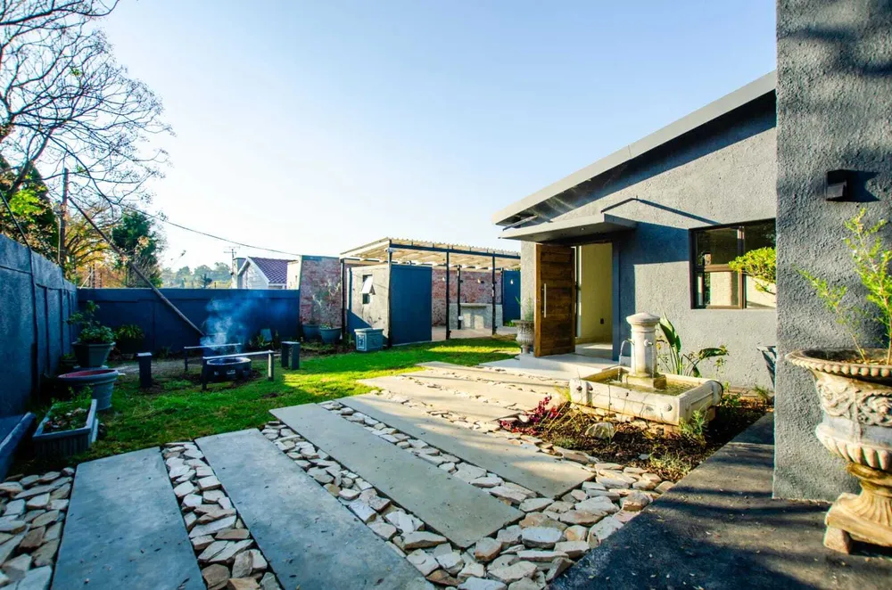 South Africa, Gauteng, Edenvale Central, 2nd Avenue, 137