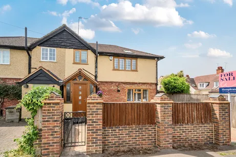 Birch Avenue, Caterham, CR3