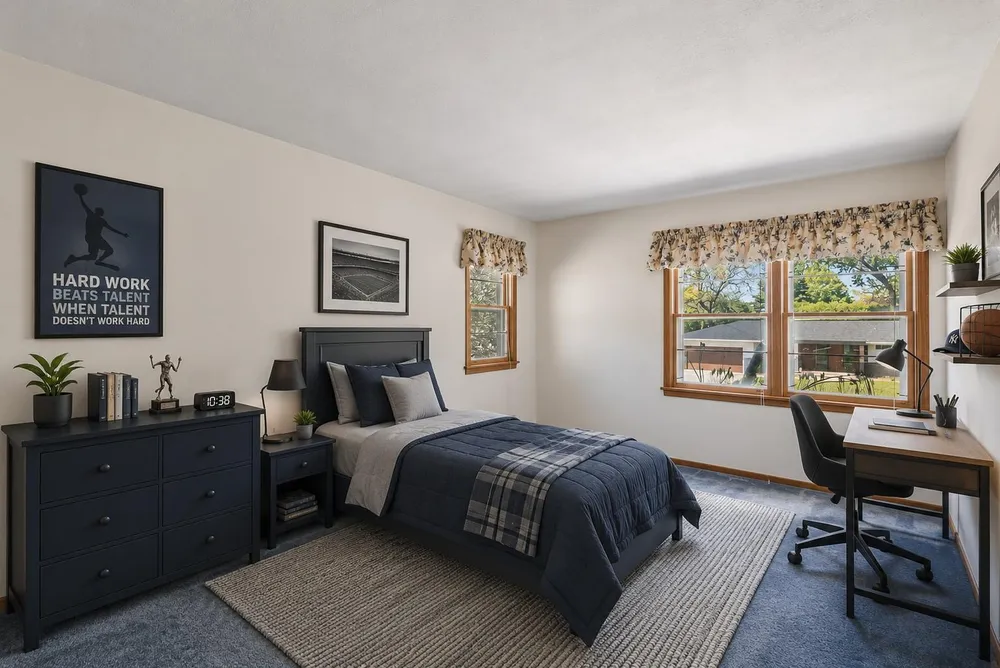 6717 Southdale Rd, Edina, MN 55435