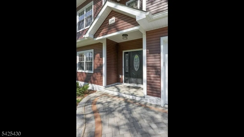 184 Baltimore Ave, Cranford, NJ 07016