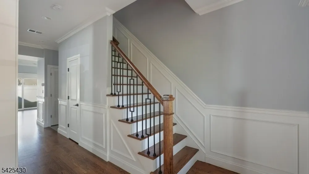 184 Baltimore Ave, Cranford, NJ 07016