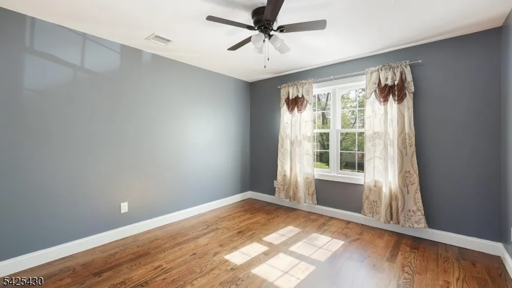 184 Baltimore Ave, Cranford, NJ 07016